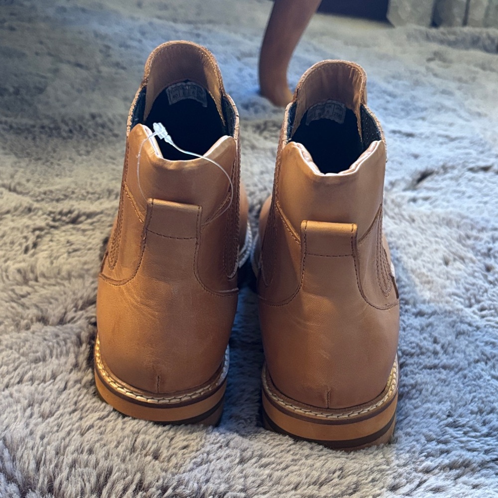 NIB Roolee Prince Boot - Picture 5 of 6